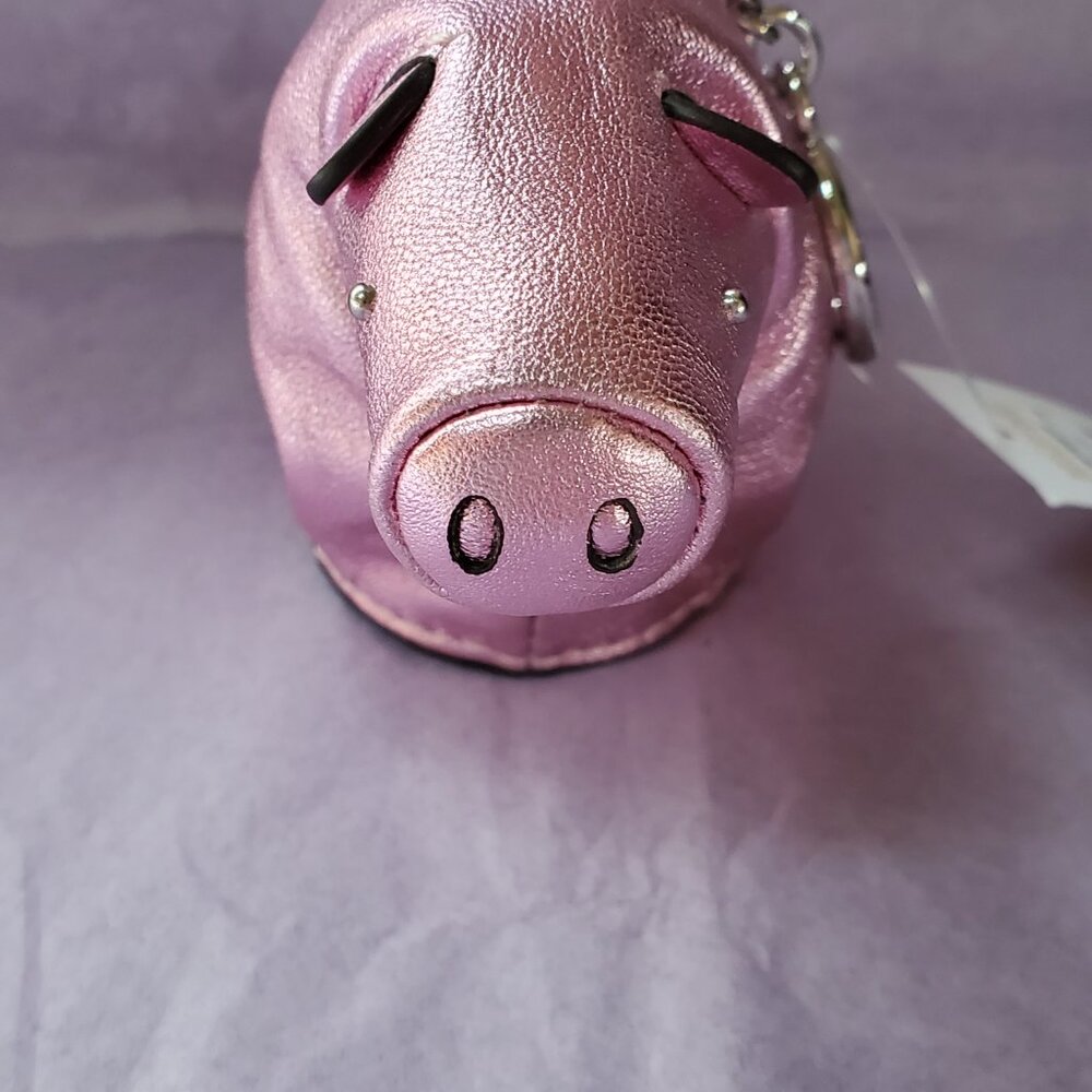 Michael Kors Giftables Pig Coin Pouch FOB Charm - Picture 2 of 11